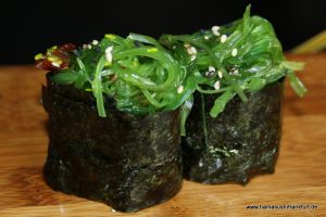 Seetang Salat Gunkan